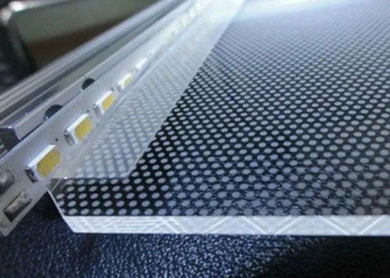 Lumière acrylique de 5 mm transparente personnalisée